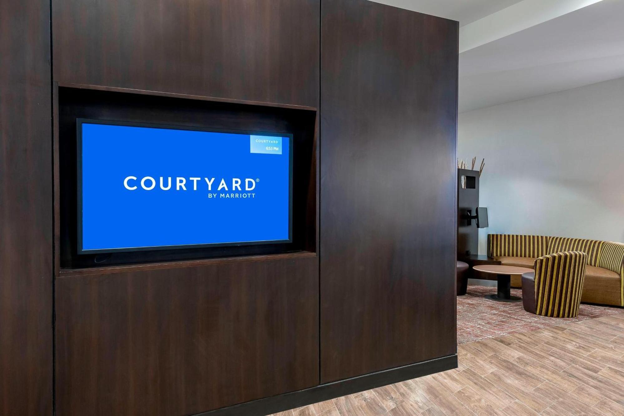 Courtyard Fort Wayne Downtown At Grand Wayne Convention Center Kültér fotó